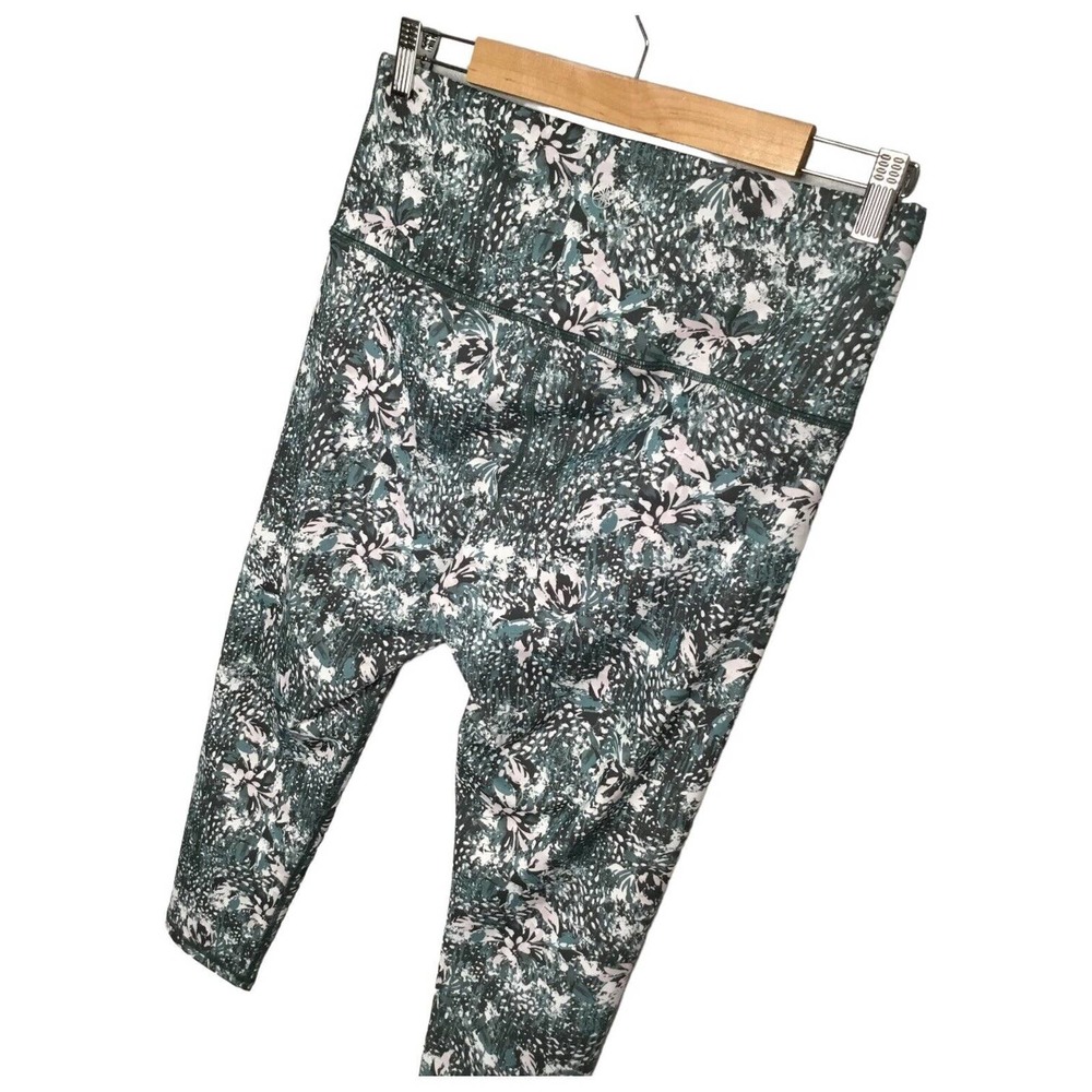 Gaiam Urban Chic Willow High Rise Workout Yoga Om Capri Leggings Green L - Picture 7 of 16